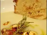 Recette Crème de topinambours au romarin, noisettes et tuile au sarrasin
