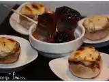 Recette Pruneaux lardés et champignons farcis ...