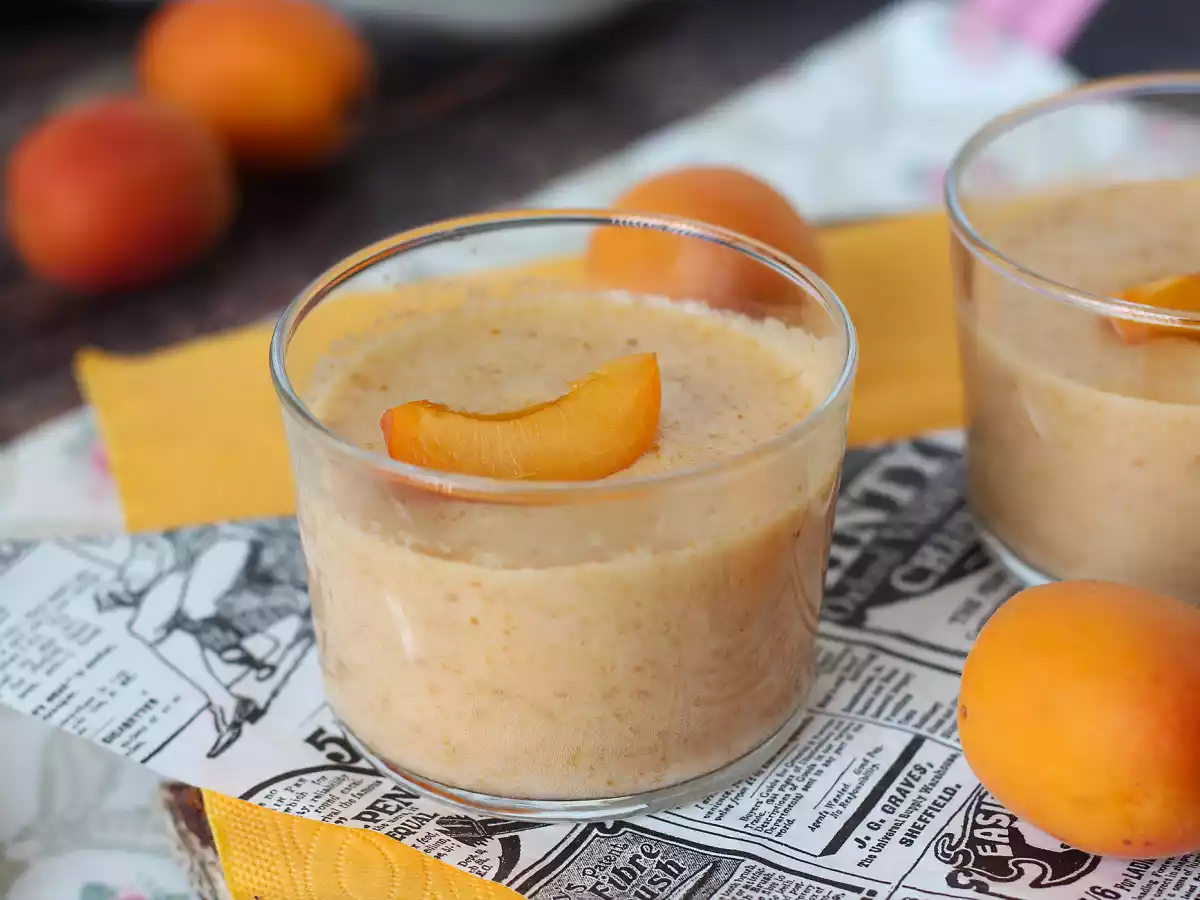 Mousse à l'abricot super facile à faire, sans cuisson et avec peu d'ingrédients!